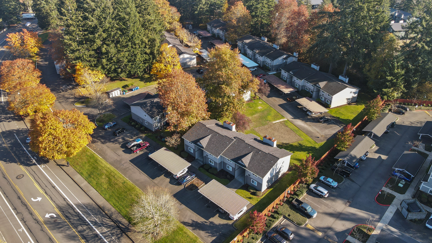 Exterior view at Sherwood Glen Apartments